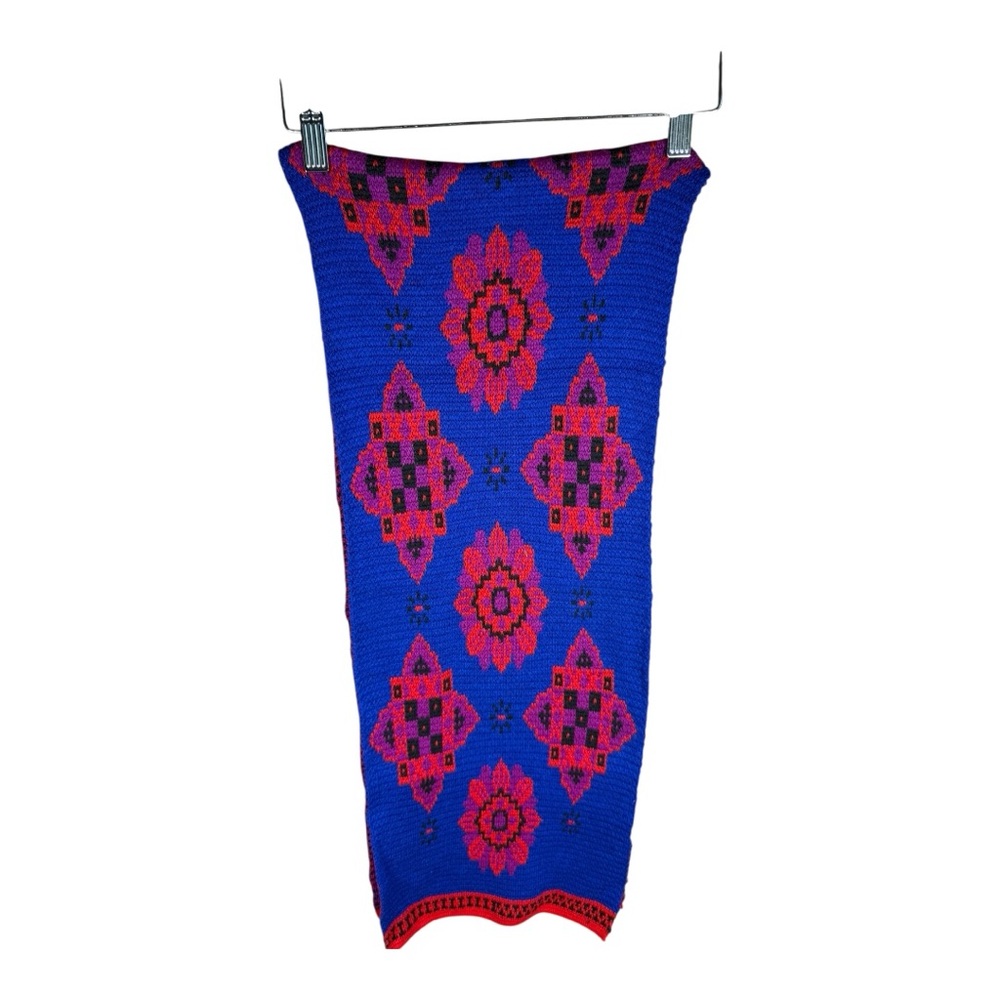 Vibrant‎ Knit Scarf